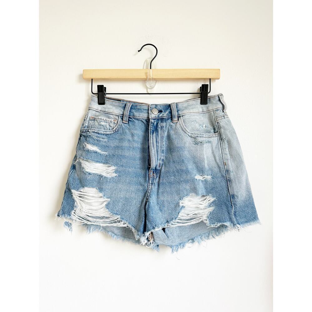 American Eagle Cut Off Jean Mom Shorts Distressed Size 4